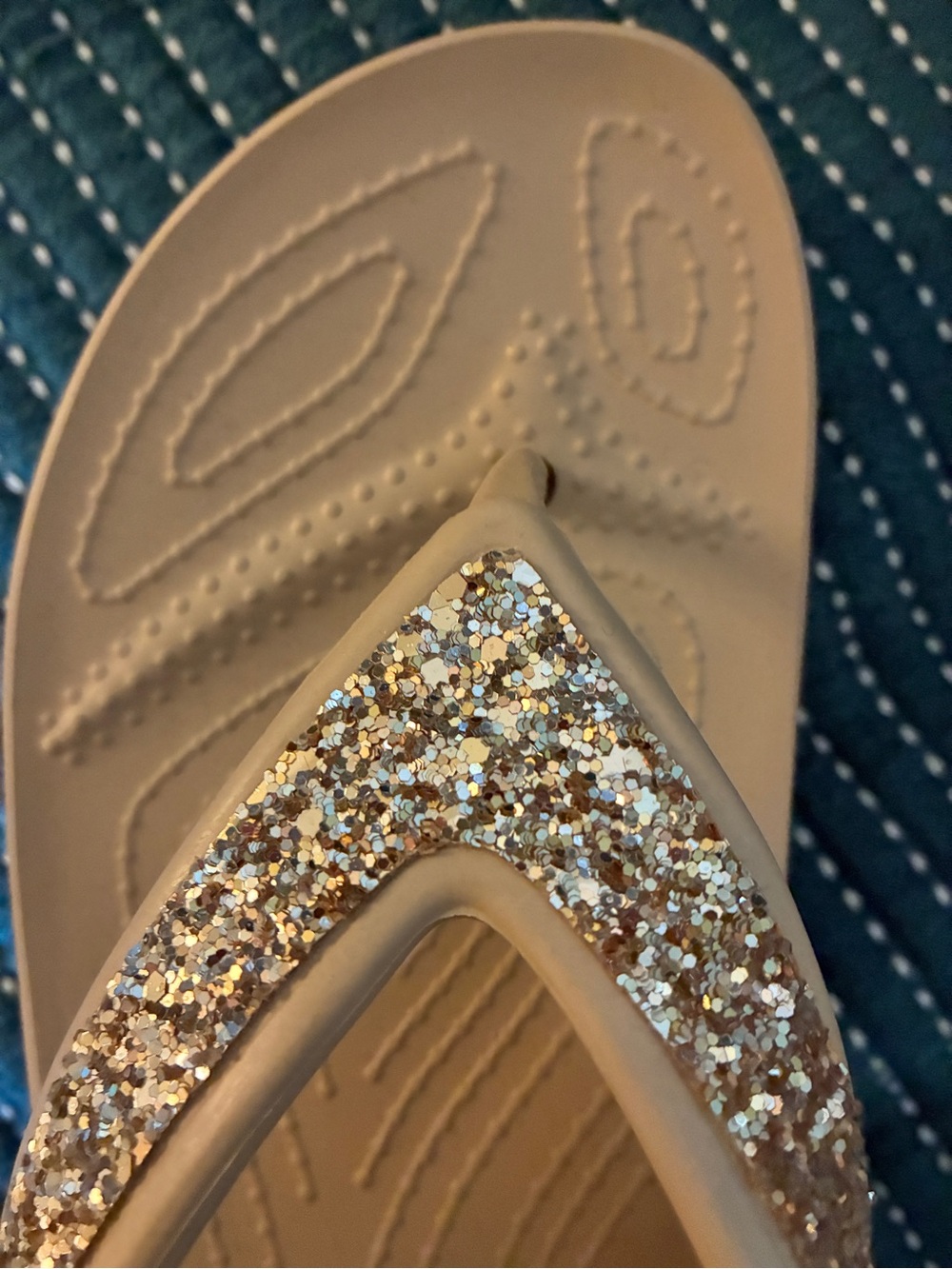 CROCS Women’s Glitter Strap Flip Sandals - Beige with Silver Sparkle - Picture 6 of 6